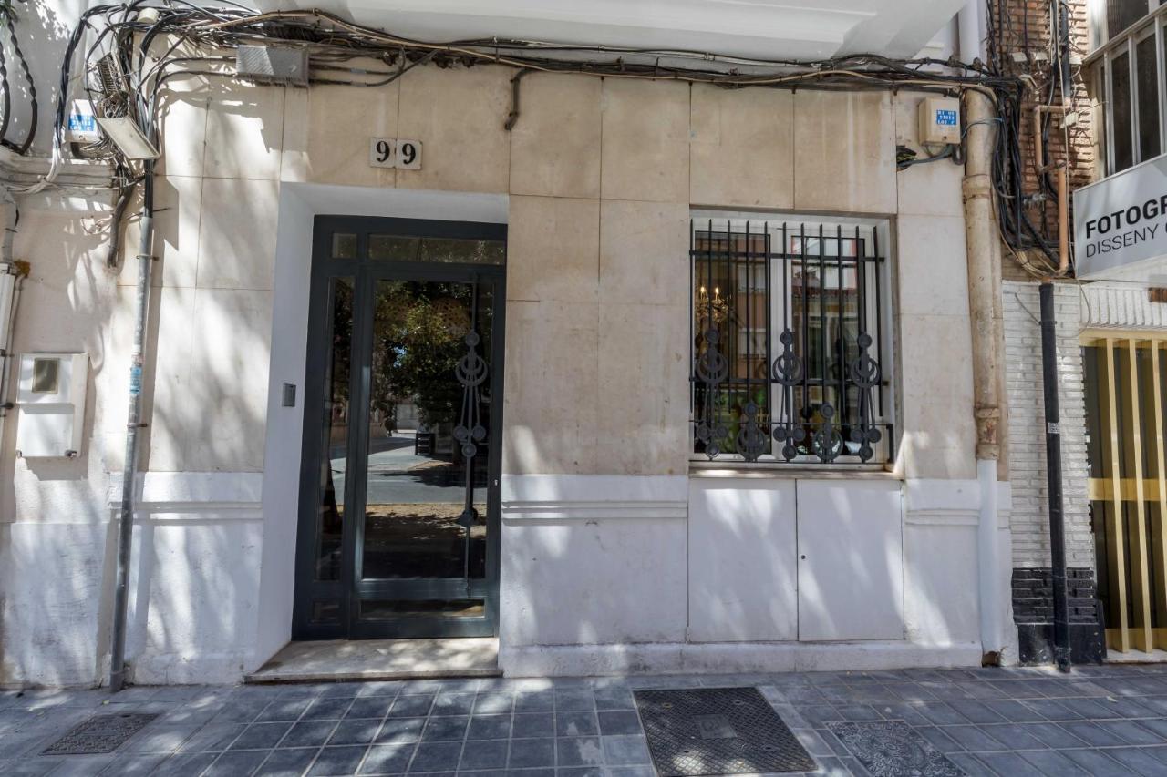 Maison Reina B&B Valencia Exterior photo